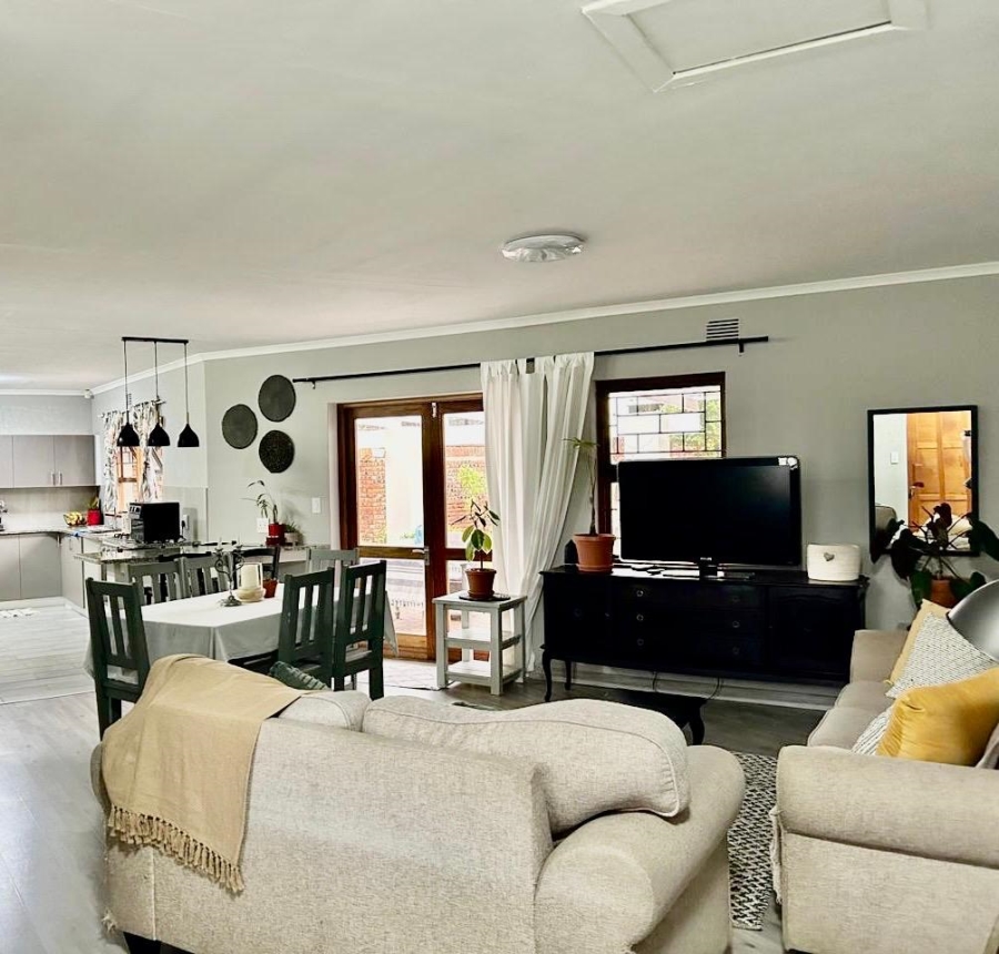 3 Bedroom Property for Sale in Linkside Western Cape